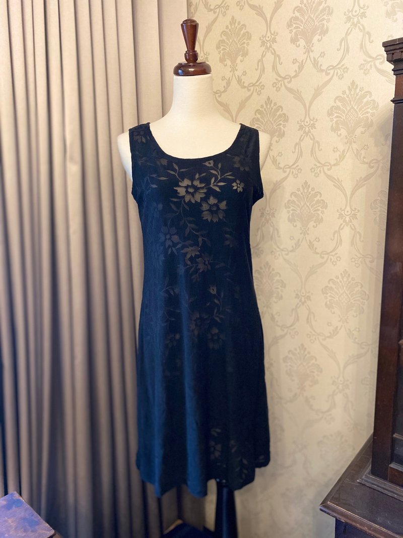 純黑花朵微透膚無袖古著罩衫日本製 - 洋裝/連身裙 - 聚酯纖維 黑色