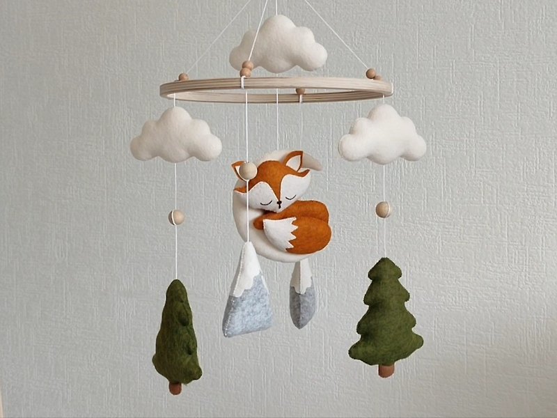Fox baby crib mobile Woodland nursery decor girl, forest hanging cot mobile - 寶寶/兒童玩具/玩偶 - 環保材質 橘色