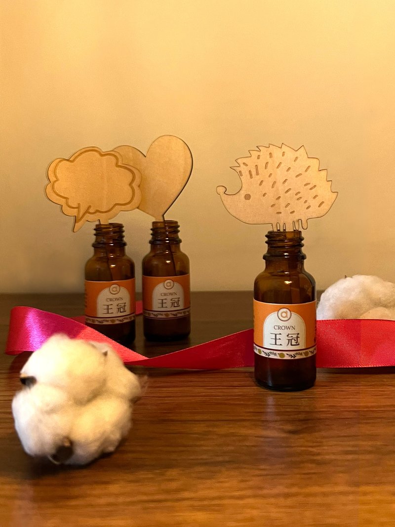 敢香就閃亮 榴槤系  王冠The Crown  加冕你的節日香氣 - 香氛/精油/擴香 - 木頭 白色