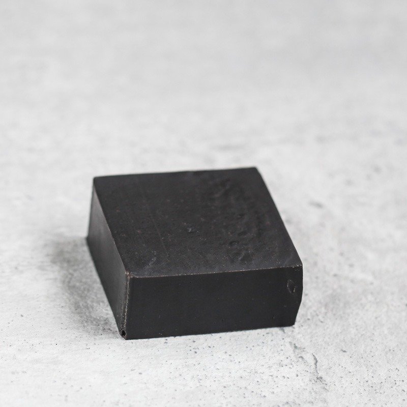 スモークパインタールソープスキンクリームコールドソープ110g - 石けん - その他の素材 ブラック