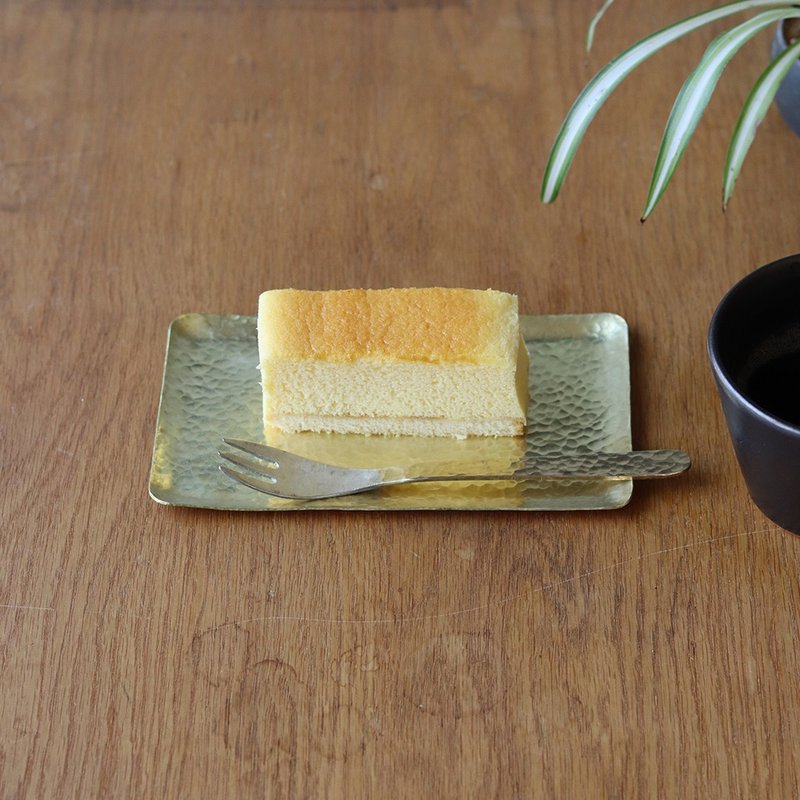 Hammered rectangular plate - Small Plates & Saucers - Copper & Brass Gold