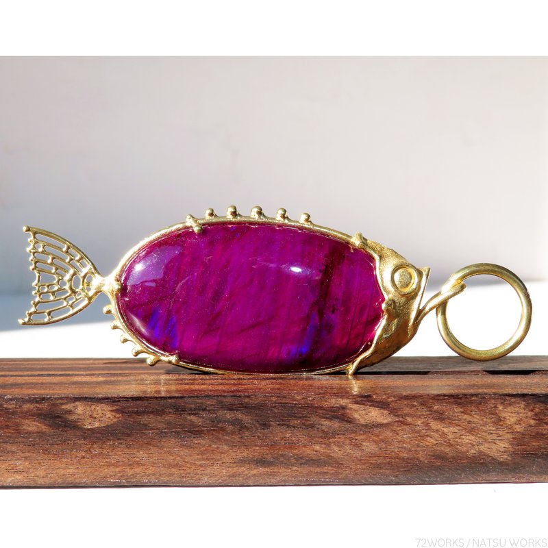 ラブラドライト フィッシュ チャーム / Labradorite Fish charms - 吊飾/掛飾 - 寶石 紅色
