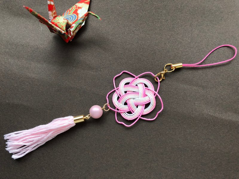 Cherry blossom tassel key chain - Keychains - Paper Pink