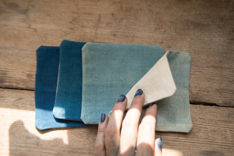 Ocean shade | Indigo fabric coasters | set of 4 - ที่รองแก้ว - ผ้าฝ้าย/ผ้าลินิน สีน้ำเงิน