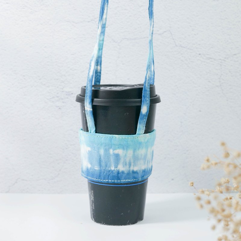 : 海洋 : 雙提把杯套 進階版 飲料提袋 環保 手染 渲染 染色 - 杯袋/飲料提袋 - 棉．麻 藍色