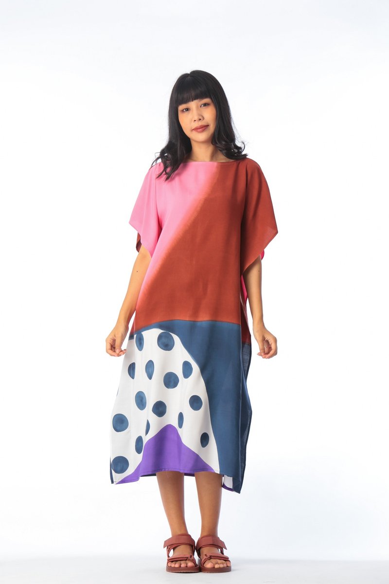 Hand Painted Cotton Rayon Kaftan for Summer Resort Vacation Free Size - 洋裝/連身裙 - 棉．麻 粉紅色