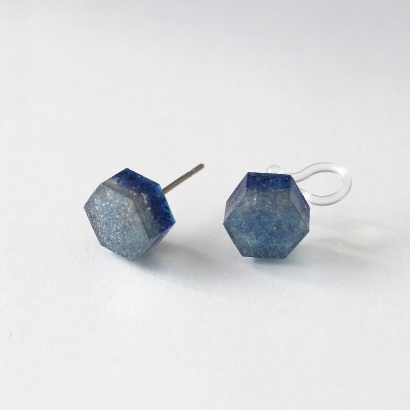 Frozen Starlight / Resin Earring - Single Stud - Earrings & Clip-ons - Resin Blue