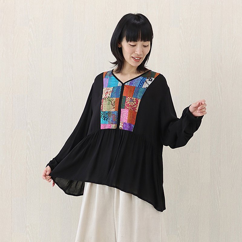 【熱門預購】坎塔刺繡X人造絲V 領優雅上衣(2色)25224-310-30 - 女上衣/長袖上衣 - 其他材質 