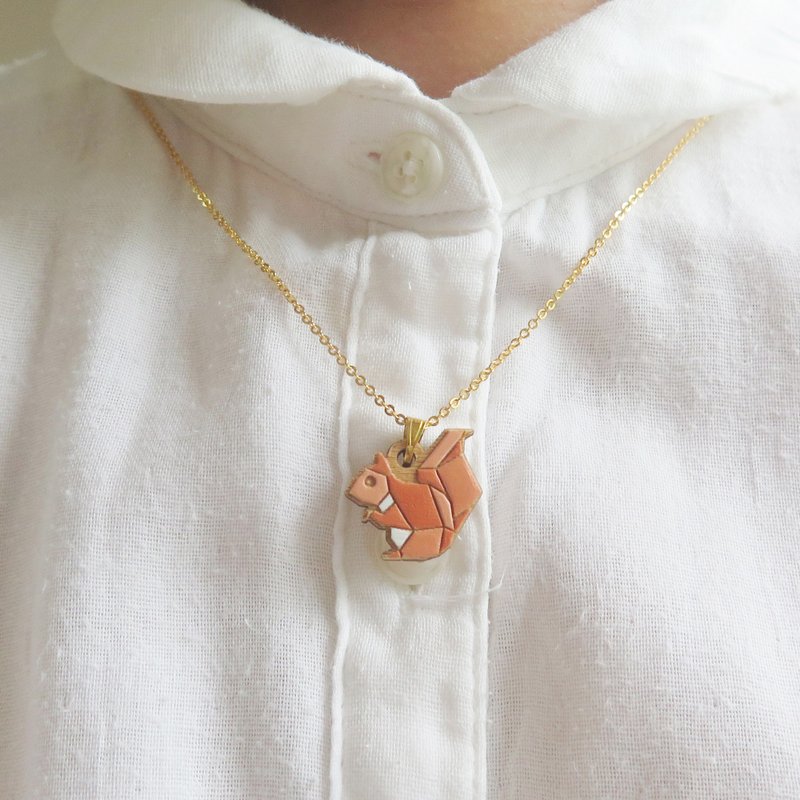 Wooden necklace squirrel - Necklaces - Wood Orange