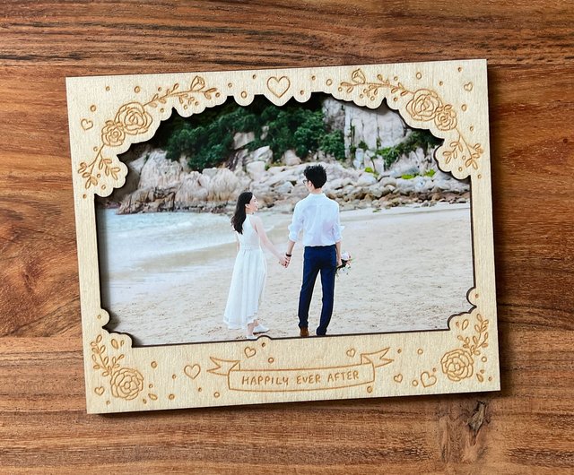 Personalized Photo Frame with Polaroid Pictures