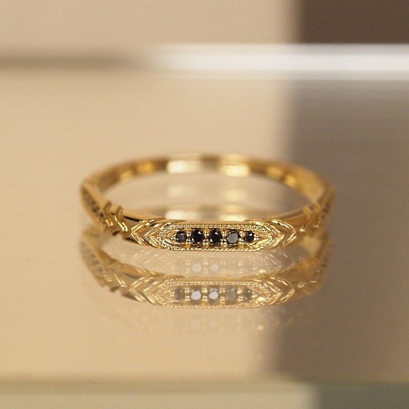 Black Magic Ring | 黑鑽魔法戒指 | 18K 黃金 - 戒指 - 貴金屬 金色