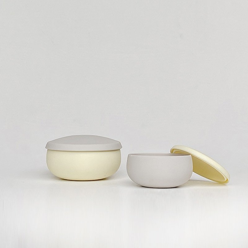 100% Silicone Sustainable Tableware / Double Set / Yellow - Bowls - Silicone 