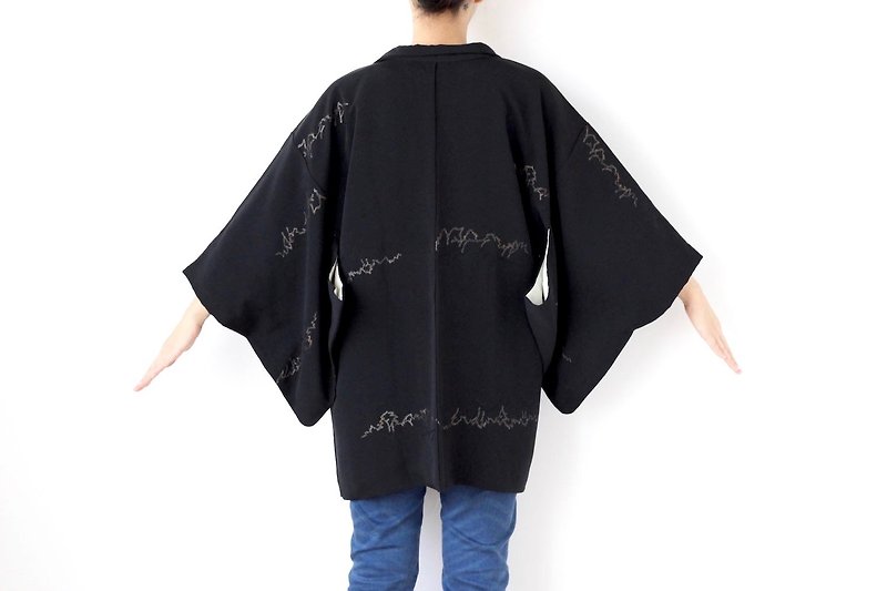 black soft silk kimono jacket, Japanese haori, haori, kimono top, kimono /2322 - 女大衣/外套 - 絲．絹 黑色