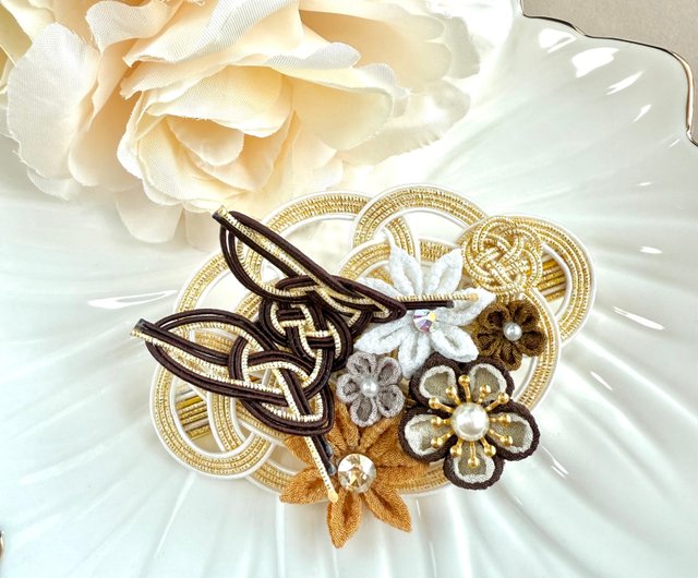 水引細工、つまみ細工ヘアクリップ ゴールド ブラウン フォーマル 花