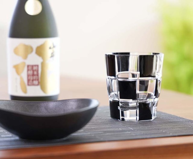 Glass Studio Saiho Black M-8285 Old Checkered - Shop MUKU