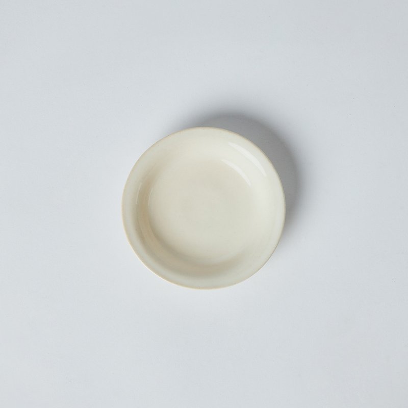 KOGA │ Ceramic Round Sauce Boat (Yingee White) - จานเล็ก - ดินเผา ขาว