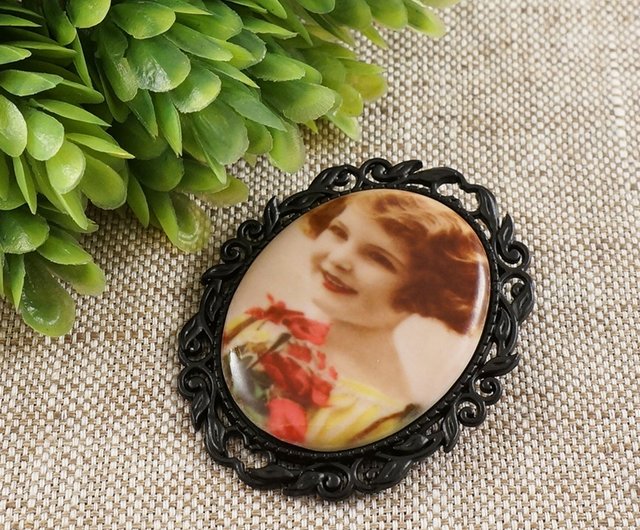 K18カメオブローチ 女性の肖像 カメオブローチ k18 女性の肖像 K18