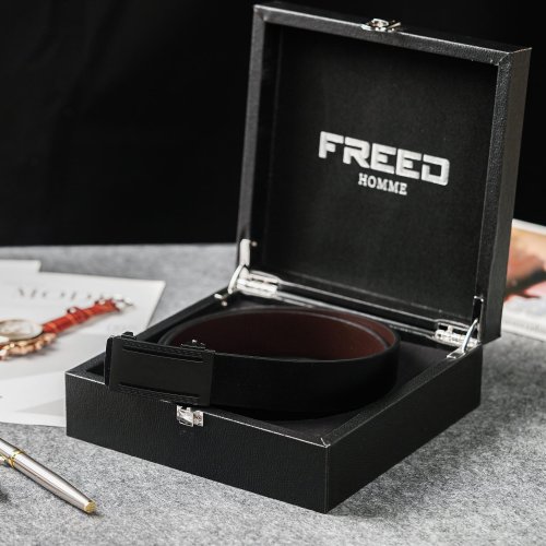 FREED 【FREED】經典黑色方扣商務休閒頭層牛皮皮帶
