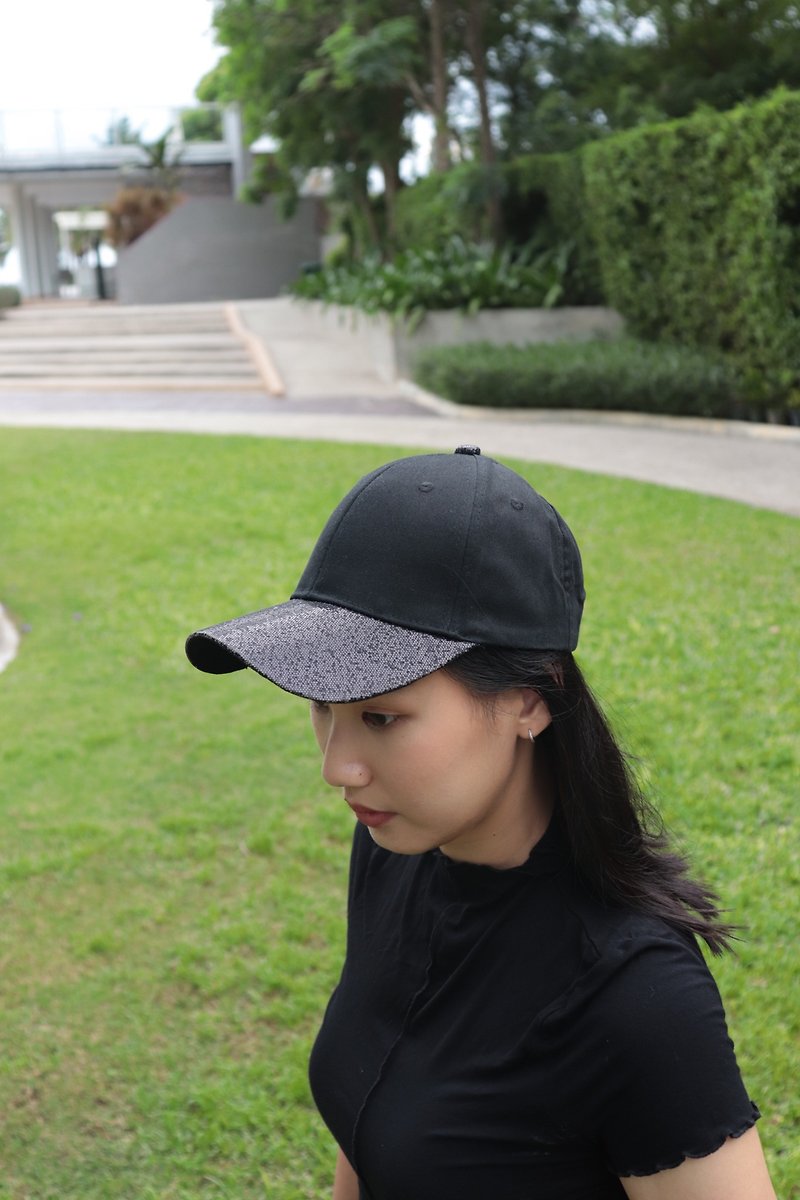 棉．麻 帽子 黑色 - Customized Embroidered Cap  (Glitter Black)