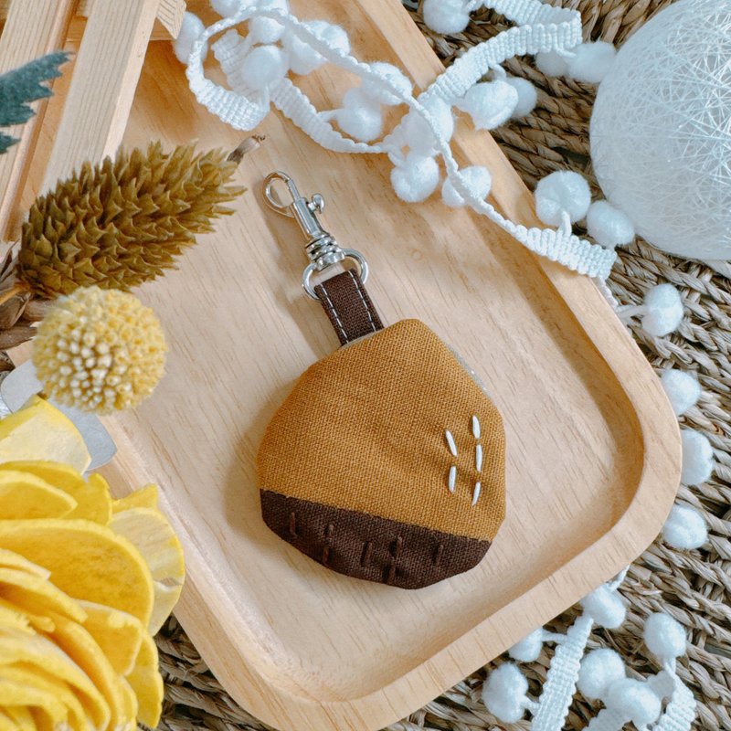 Mini chestnut-shaped access control card holder/AirTag - Keychains - Cotton & Hemp Brown