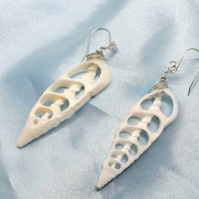 | Feather leaf veins | Temperament shell earrings painless patented Clip-On key ring customization - Earrings & Clip-ons - Other Materials White