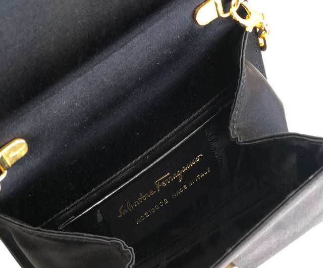 日本直送 名牌中古包 】Salvatore Ferragamo ヴァラリボン