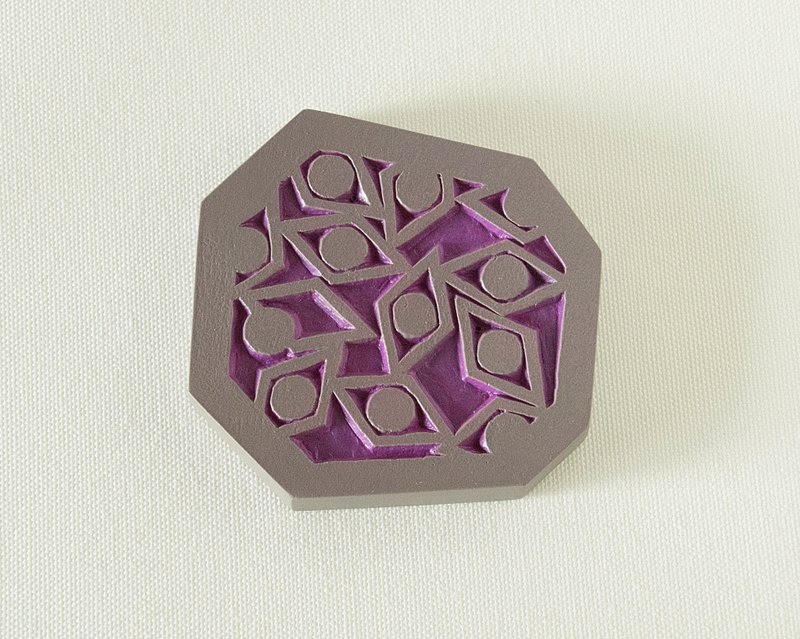Geometric Hand Mirror Mini (sharp eyes - purple) - 彩妝刷具/鏡子/梳子 - 塑膠 紫色
