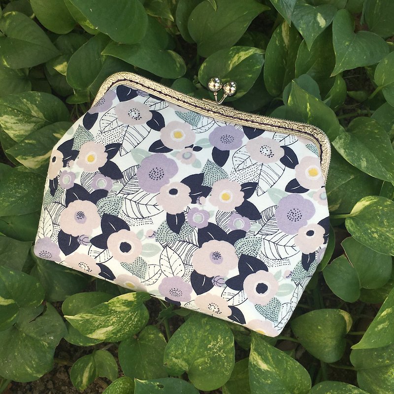 Mimosa Leaf lock Cross Body Bag | Girlskioku~* - กระเป๋าแมสเซนเจอร์ - ผ้าฝ้าย/ผ้าลินิน สีน้ำเงิน