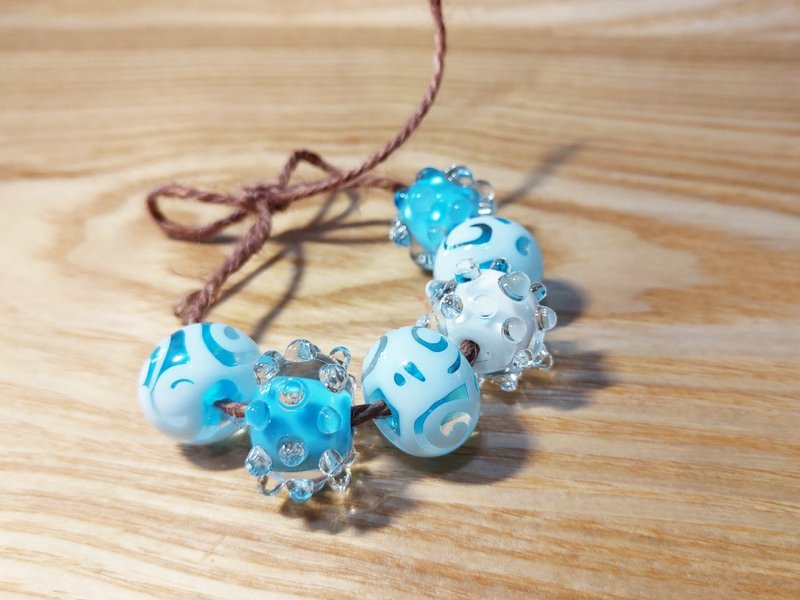 琉璃珠 | 立體藍白 Lampwork燈工燒製 - 項鍊 - 玻璃 透明