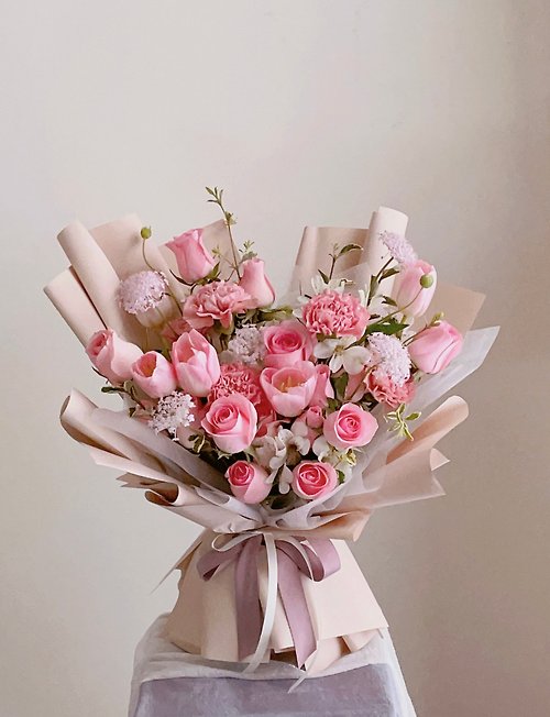 創朔花藝設計空間 【鮮花】粉色康乃馨玫瑰鬱金香鮮花花束
