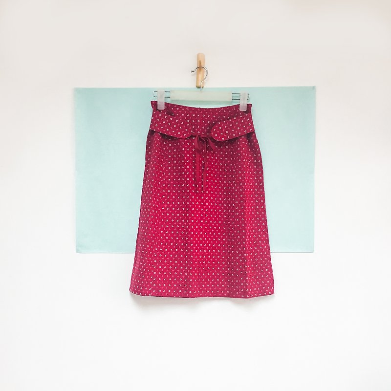 Skirt / Red A-line Skirt with corset - Skirts - Cotton & Hemp Red