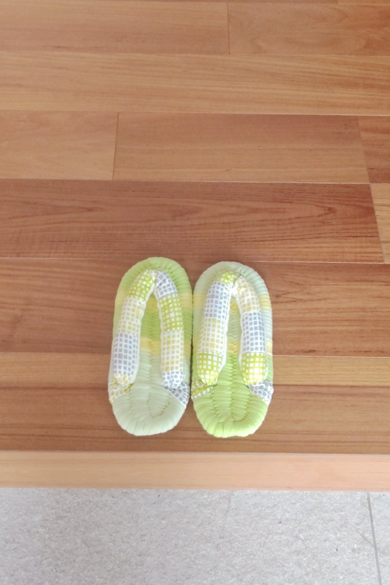รองเท้าแตะผ้าสีเมลอน - รองเท้าแตะในบ้าน - ผ้าฝ้าย/ผ้าลินิน สีเขียว