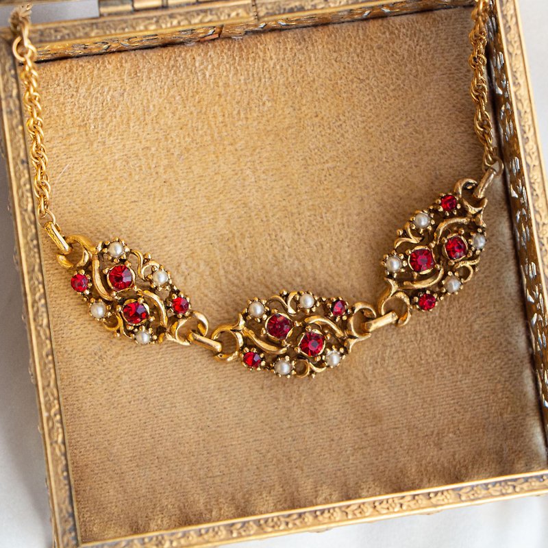 United States Unmarked Antique Artificial Ruby Imitation Pearl Classical Wrapped Gold-plated Choker - สร้อยคอ - โลหะ สีทอง