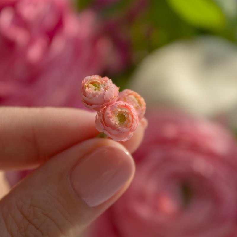 TUTORIAL Miniature ranunculus with air dry clay | PDF + video - 手工藝教學/工具書 - 其他材質 