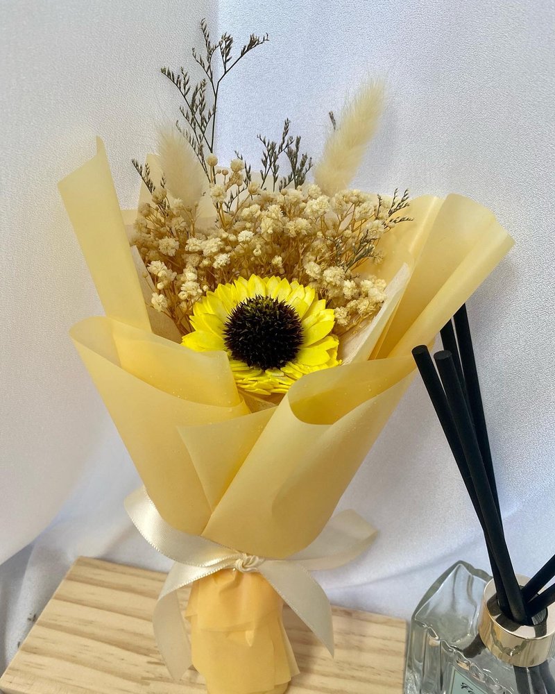 可擴香向日葵花束 畢業花束 畢業禮物 生日禮物 永生花束 - 乾燥花/永生花 - 植物．花 黃色