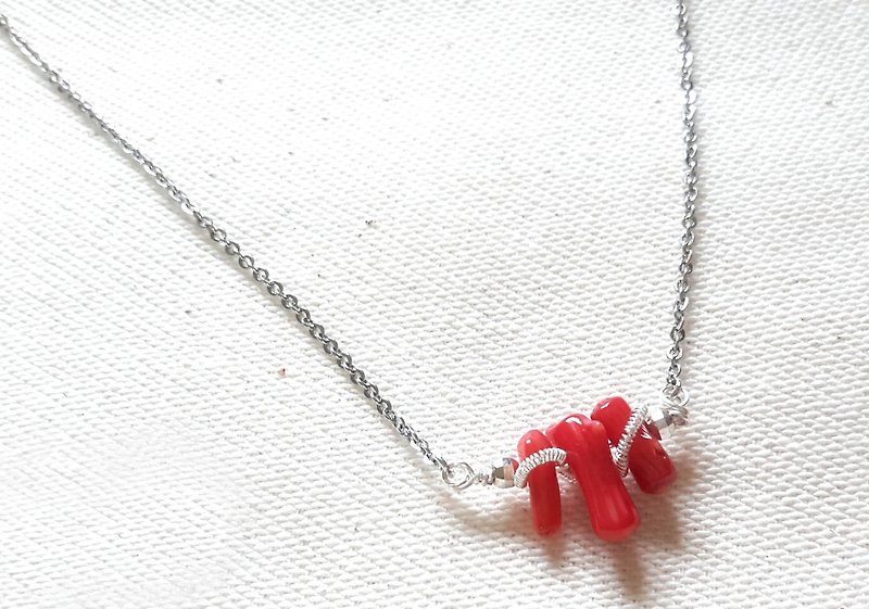 Arts Necklace - Necklaces - Other Metals Red