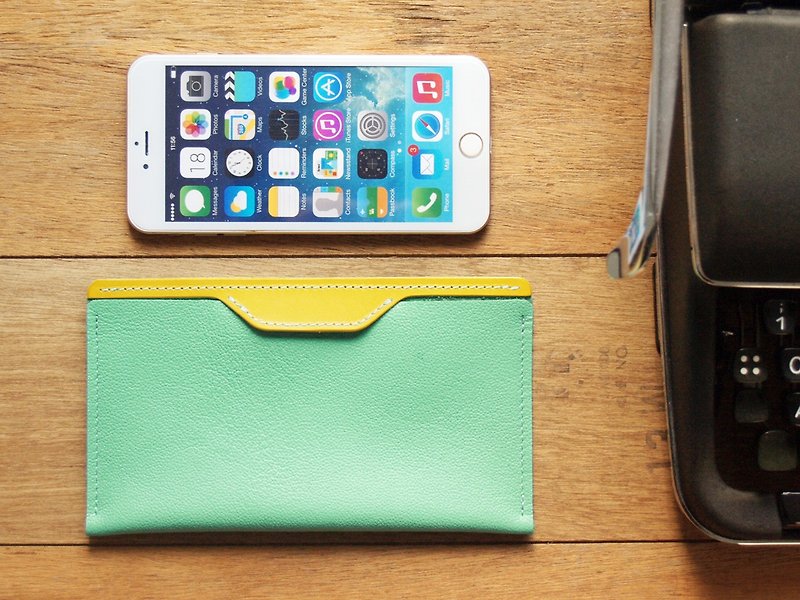 [ weekenlife ] - Leather Phone Case for iPhone 7 ( Custom Name ) - Spring Limited - เคส/ซองมือถือ - หนังแท้ หลากหลายสี