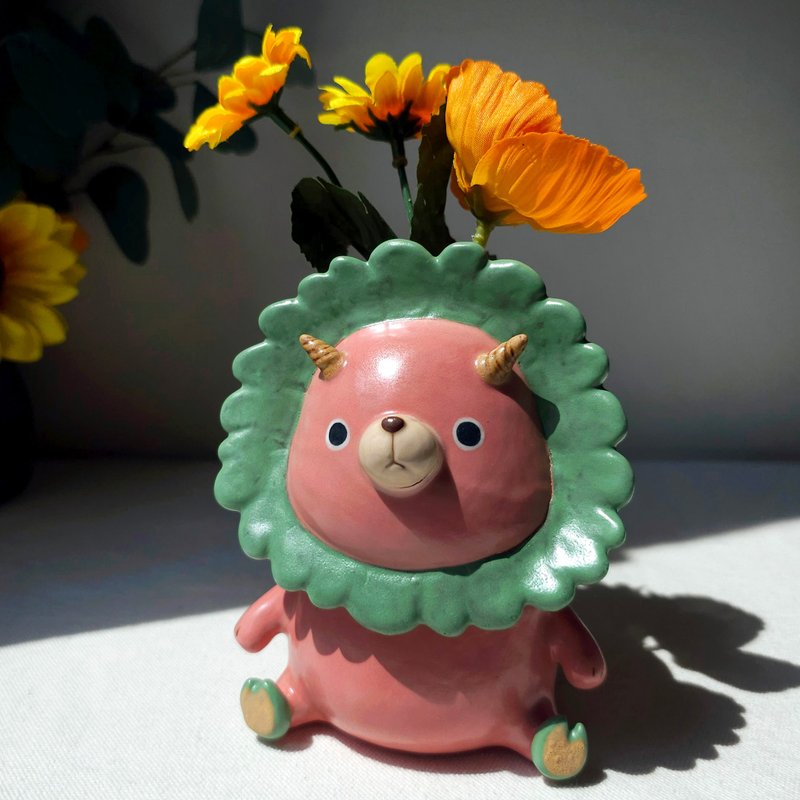 Chimera vase plus jewelry jar. Handmade ceramic home decor. - 花瓶/花器 - 陶 