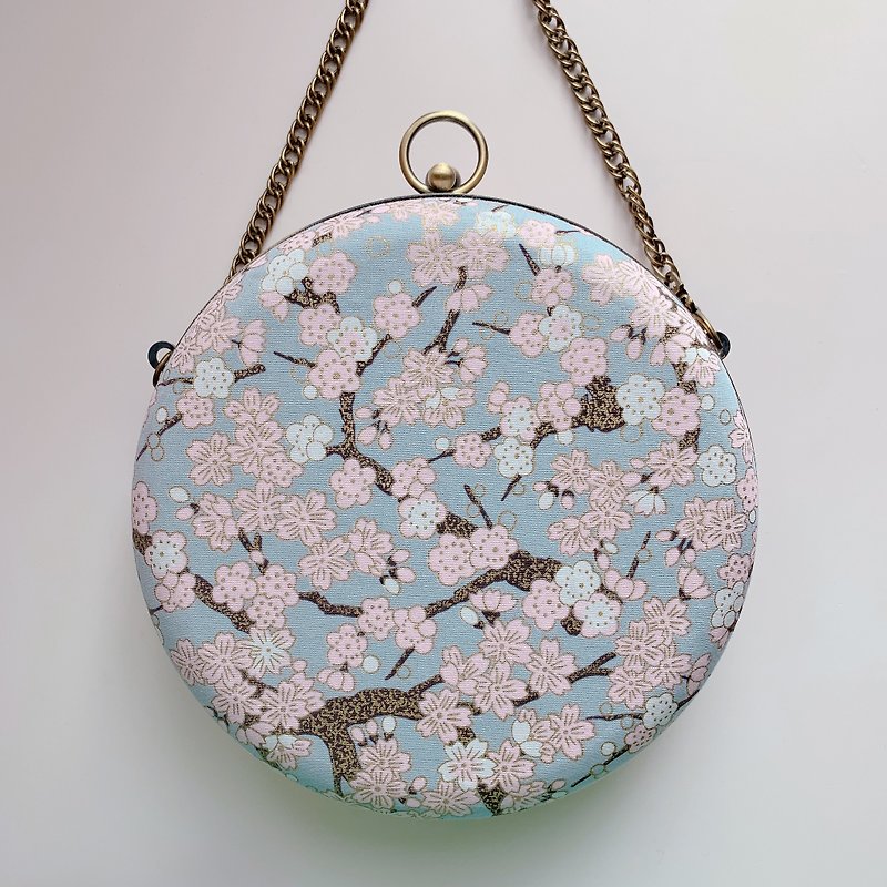 Gray-blue powder sakura small round bag - can be taken in hand / cross-back - กระเป๋าแมสเซนเจอร์ - ผ้าฝ้าย/ผ้าลินิน สีเทา