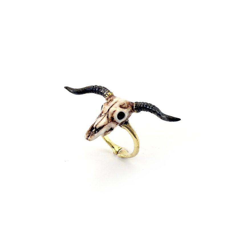 Zodiac Bull skull ring is for Taurus in Brass and Realistic color ,Rocker jewelry ,Skull jewelry,Biker jewelry - 戒指 - 其他金屬 金色