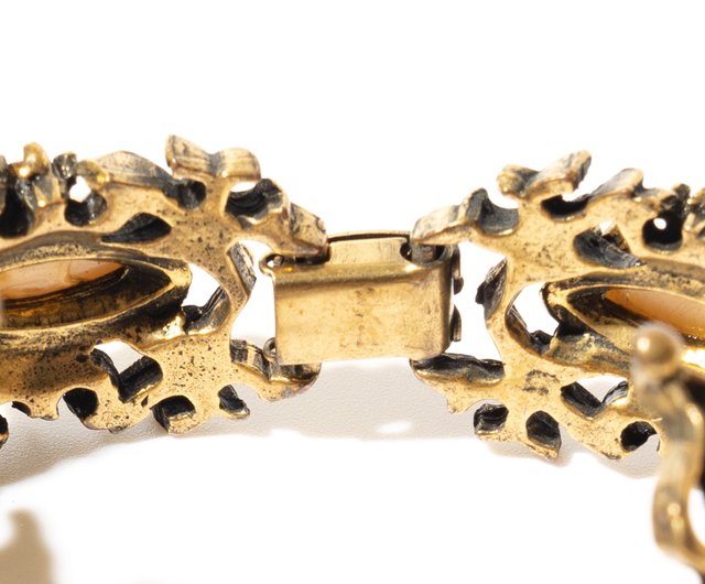 60s USA Selini Vintage buddha & dragon Unsigned bracelet by Selro 