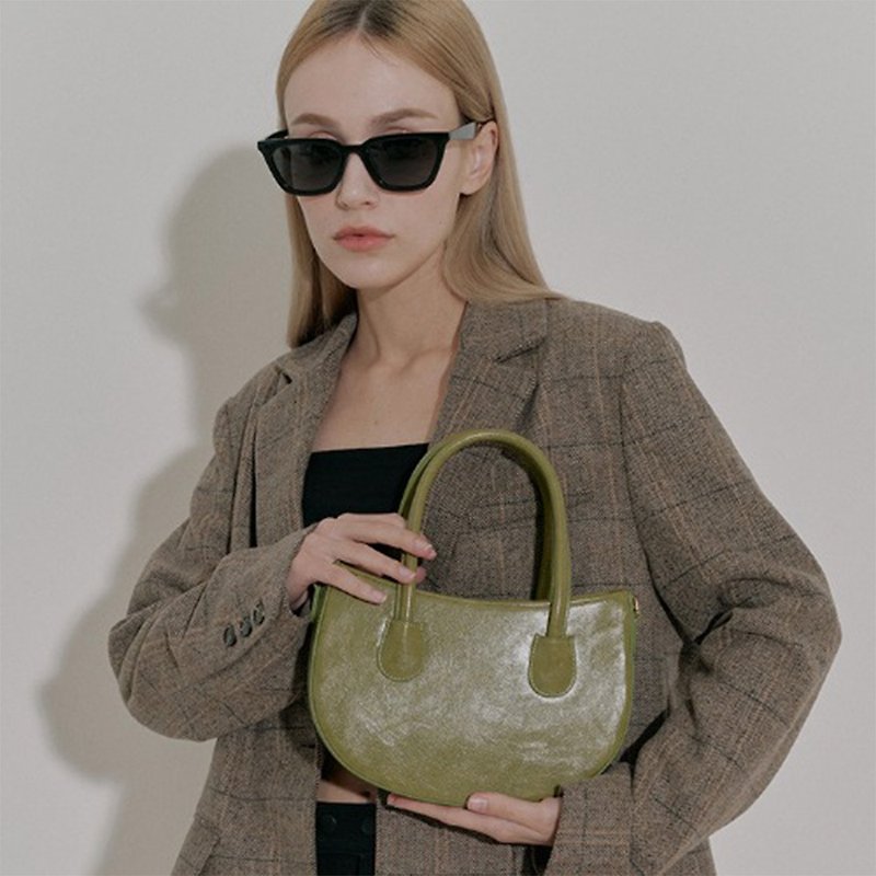 韓國ELLIE BAG | 橄欖綠色 | 腋下包 側背包 斜孭袋 - 側背包/斜孭袋 - 人造皮革 綠色