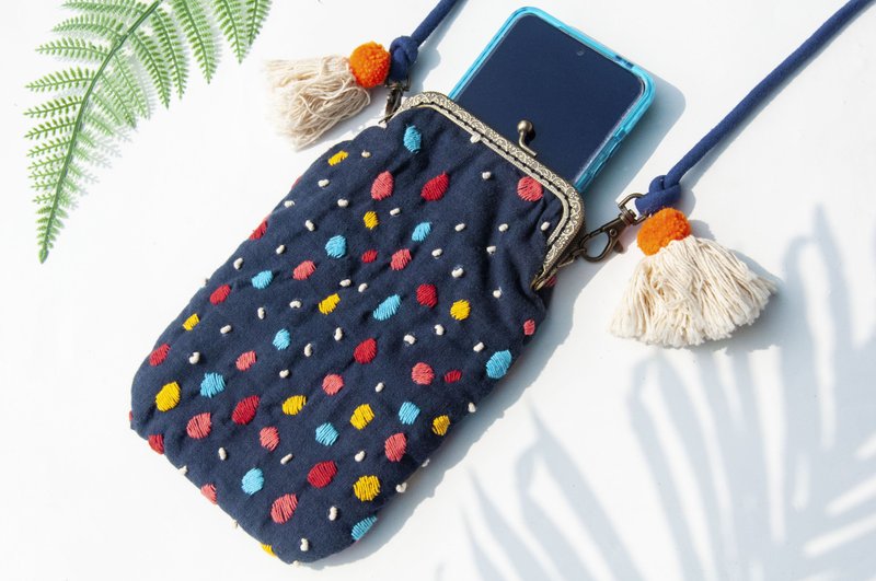 手縫純棉布側背包/刺繡斜背包/刺繡口金包/indigo手縫藍染包-糖果 - 手機殼/手機套 - 棉．麻 多色