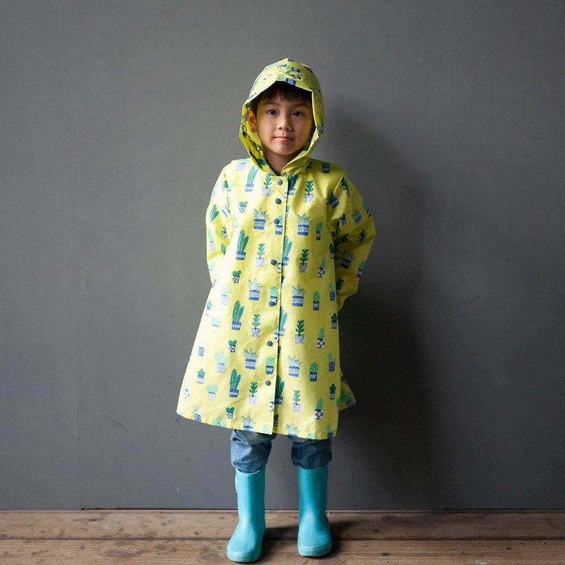 Little cactus green kid's raincoat - เสื้อกันฝนเด็ก - วัสดุกันนำ้ สีเขียว