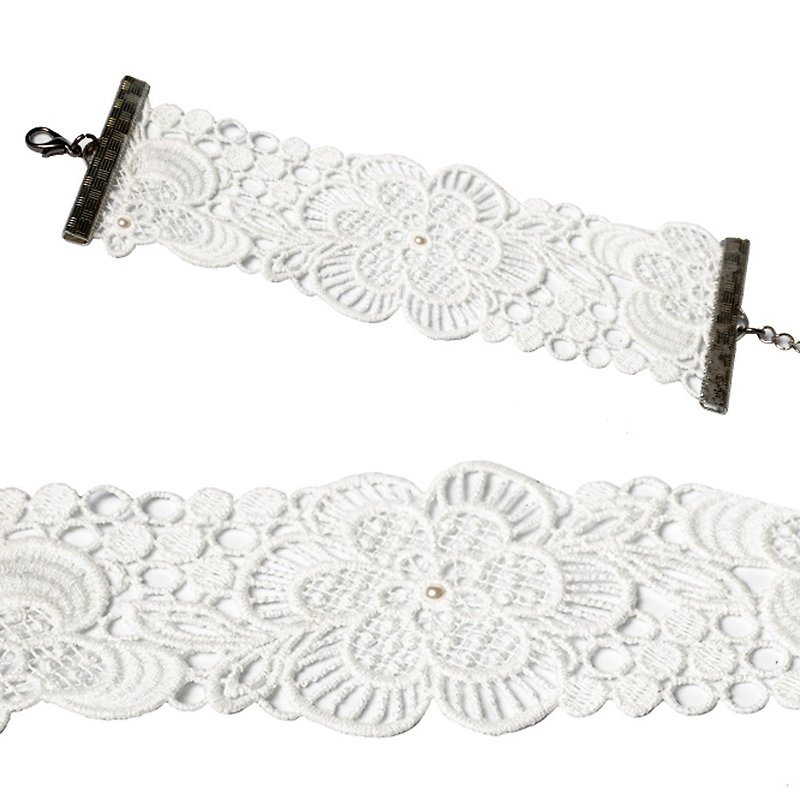 Pinkoi Limited Lucky Bag-White Flower Season Embroidered Bracelet 2pcs - Bracelets - Thread White