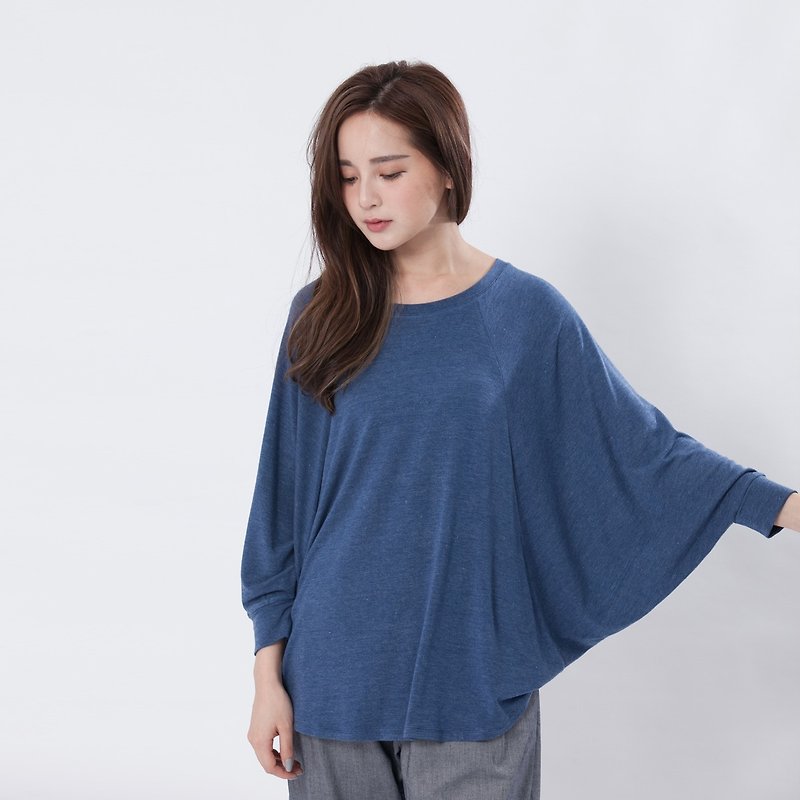 Bonita Tencel super soft wide sleeves top/ Blue - เสื้อผู้หญิง - ผ้าฝ้าย/ผ้าลินิน สีน้ำเงิน