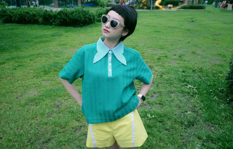 UUIN _ Green butterfly collar POLO shirt - เสื้อผู้หญิง - ผ้าฝ้าย/ผ้าลินิน สีเขียว