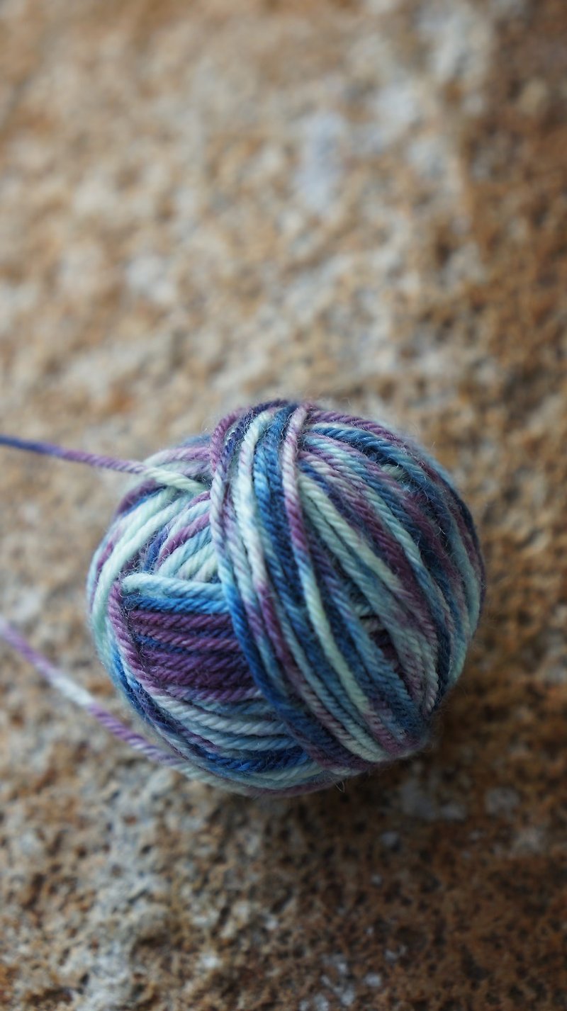 Hand dyed thread. reef - Knitting, Embroidery, Felted Wool & Sewing - Wool Blue