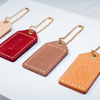 Long leather label tag / turn studio