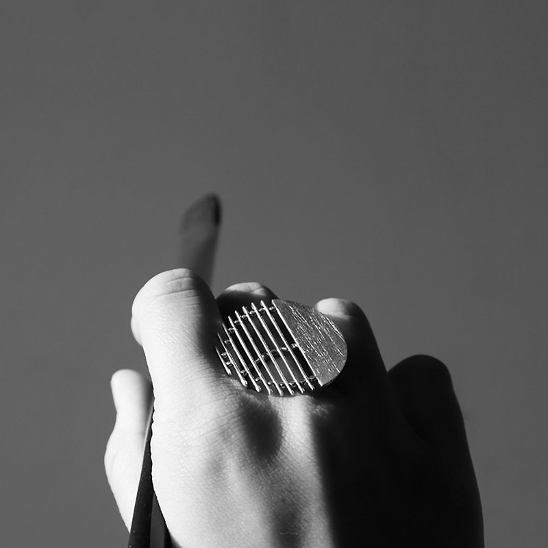 如影隨形系列 極簡幾何造型 銀開口戒指可調節 - 戒指 - 銀 